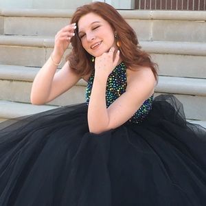 SHERRI HILL PROM DRESS! 💕